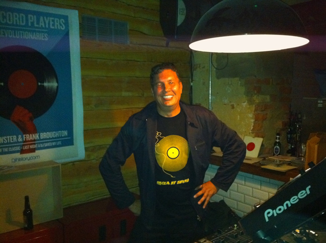 'The Record Players' book launch: Ian D
